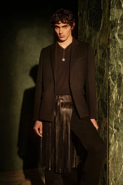 Look 4